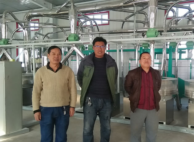 新疆尼勒克石磨面粉机组成功安装